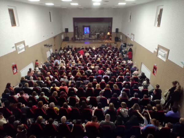 Primăria Găești, sub conducerea primarului Gheorghe Grigore, a organizat un eveniment deosebit pentru a marca venirea primăverii. 