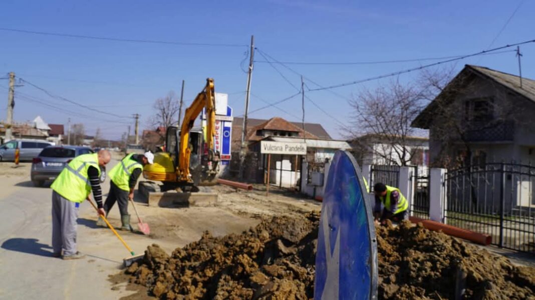 Președintele CJ Dâmbovița, Corneliu Ștefan, a anunțat că lucrările de modernizare a DJ 712 Târgoviște – Șotânga – Vulcana Pandele – Brănești – Pucioasa, Lotul 1 sunt în plin proces de implementare, cu o investiție de aproximativ 101.000.000 lei.