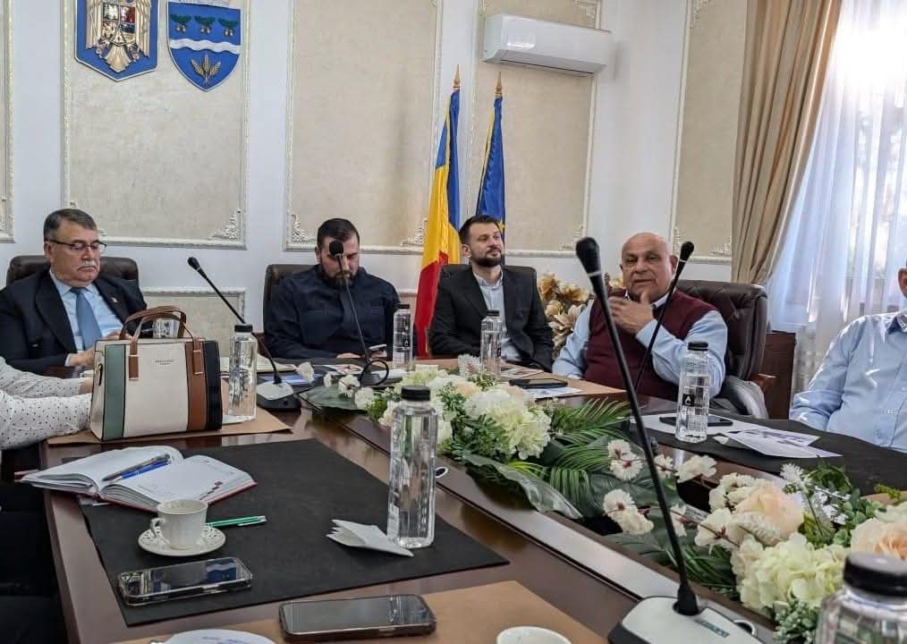 Parteneriat pentru siguranța comunității: Primăria Niculești și IPJ Dâmbovița.În cadrul unei activități de informare și prevenire organizate astăzi la Primăria Niculești,
