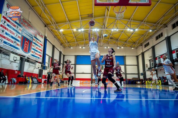 CSM Târgoviște luptă pentru titlu, moment istoric pentru baschetul din Târgoviște. CSM Târgoviște a ajuns în finala Ligii Naționale de Baschet Feminin,