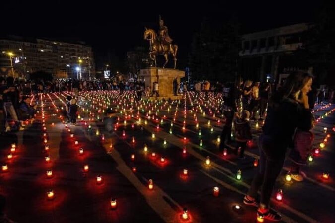 Primăria Târgoviște: „Calea Luminii”, tradiție, credință și comunitate Primăria Târgoviște vă invită joi, 17 aprilie 2025, de la ora 18:00, în Piața Mihai Viteazul,