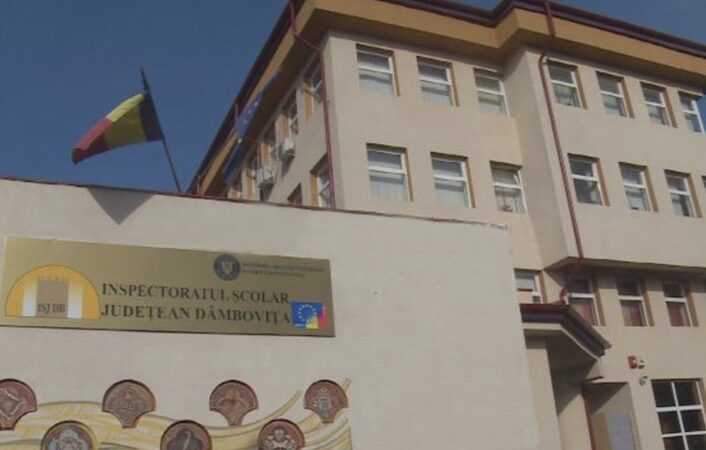 Elevii revin la școală luni, 28 aprilie: Urmează evaluările naționale Elevii revin la școală luni, 28 aprilie: Urmează evaluările naționale