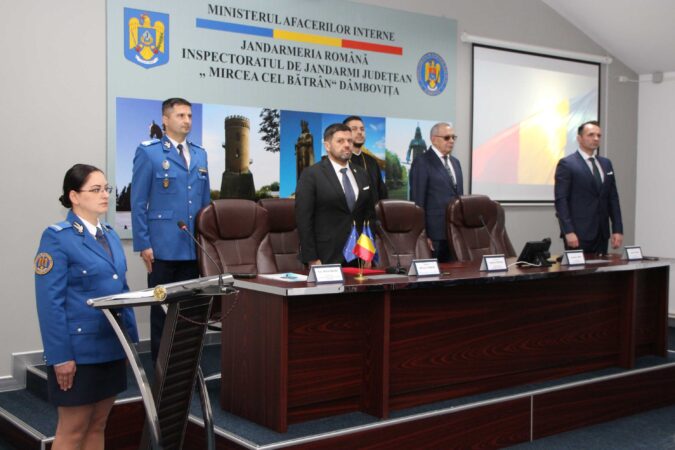 Jandarmeria Dâmbovița, în haină de sărbătoare: 175 de ani de la înființarea Jandarmeriei Române Jandarmeria Dâmbovița, în haină de sărbătoare: 175 de ani de la înființarea Jandarmeriei Române
