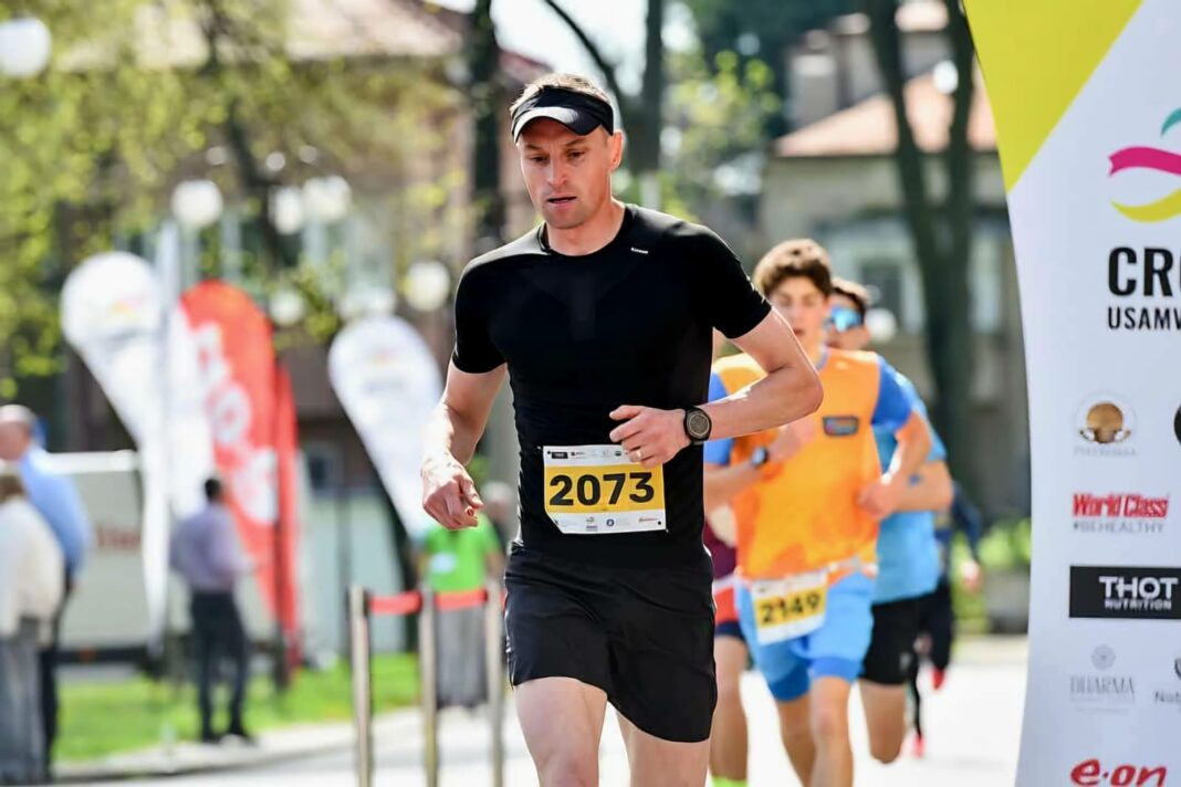 Jandarmul montan Ionuț Timofte a obținut locul al II-lea la categoria M 40 – 49 de ani la „Crosul USAMV” desfășurat în acest weekend în București