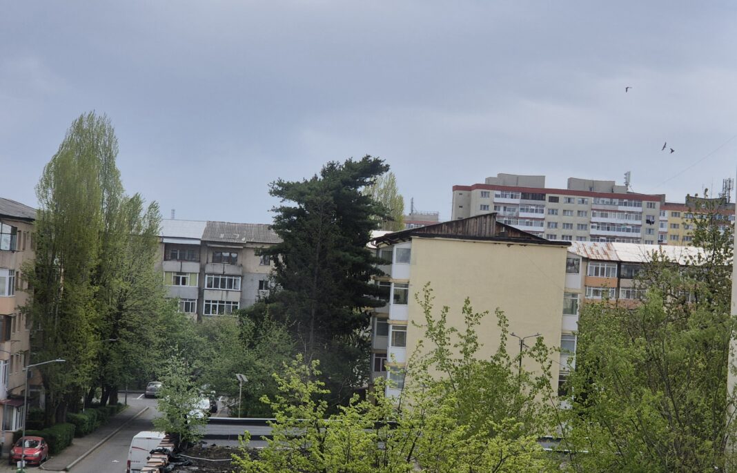 Județul Dâmbovița este sub INFORMARE METEO de vânt puternic, vijelii, ploi și grindină. Administrația Națională de Meteorologie