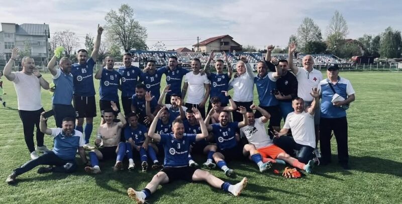 Liga 5, Seria Sud – Seniori: Victorii importante și schimbări în clasament Cea mai recentă rundă din Seria Sud-Liga 5 s-a încheiat cu rezultate echilibrate, în care atât gazdele, cât și oaspeții au avut motive de bucurie
