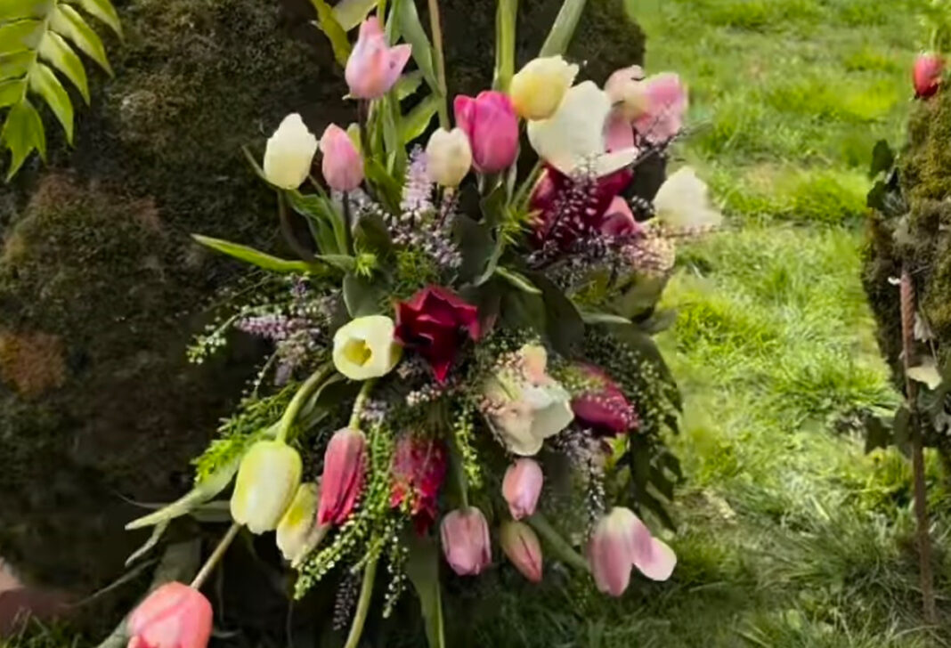 Primăvara se sărbătorește în cel mai frumos mod la Pitești, în Parcul Lunca Argeșului, unde Târgul de Flori din cadrul evenimentului „Simfonia Lalelelor”