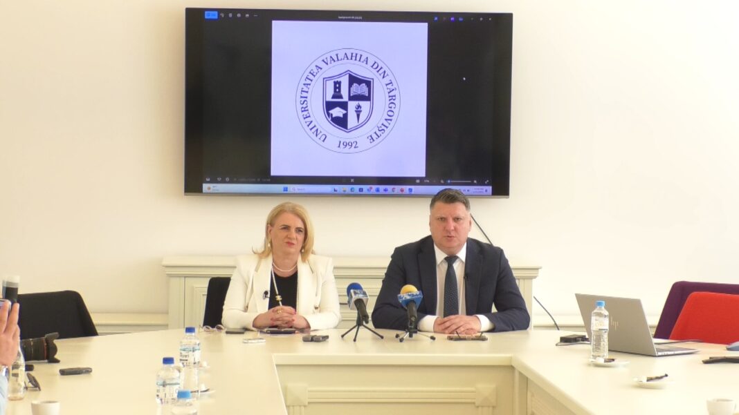 În ultimul an, Universitatea „Valahia” din Târgoviște a demonstrat o deschidere remarcabilă către viitor, dezvoltându-se conform standardelor internaționale și asumându-și cu fermitate valorile transparenței, inovației și performanței.