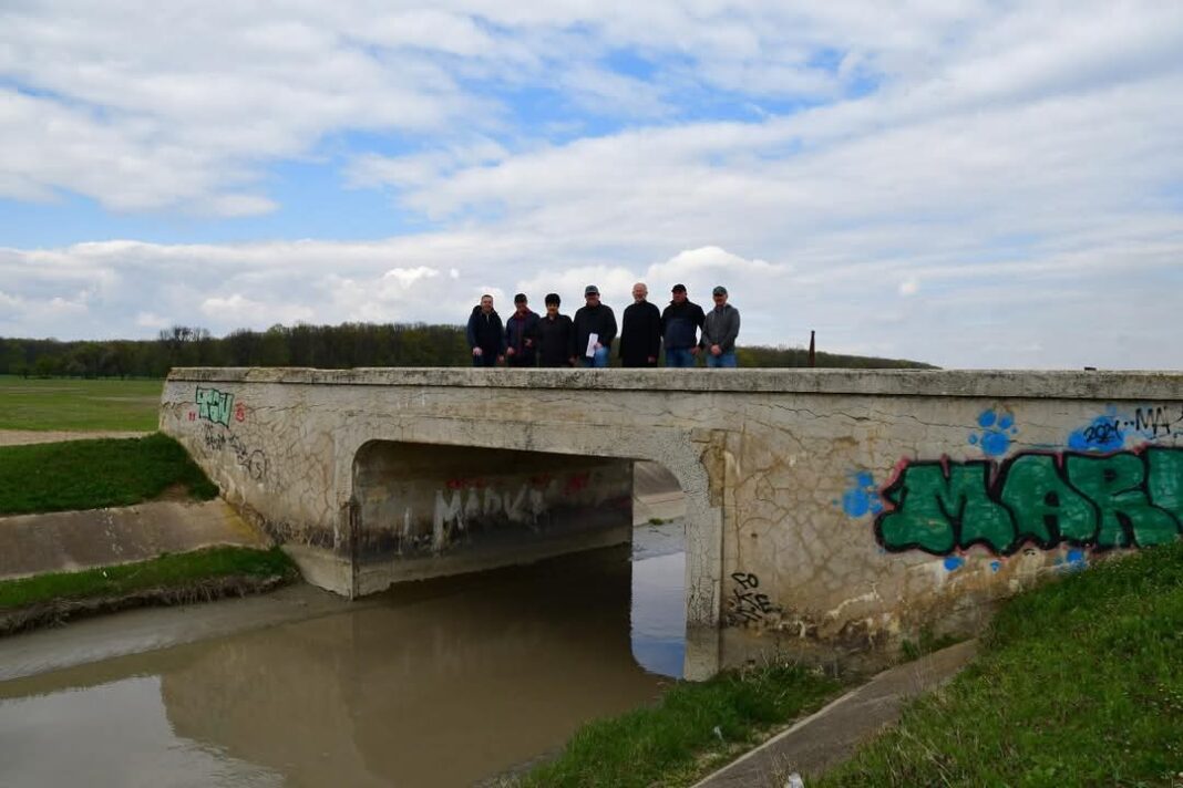 Un nou proiect pentru comunitate din Răcari.Primarul orașului Răcari, Marius Caravețeanu, a anunțat lansarea unui nou proiect important pentru comunitate, ce vizează modernizarea și înfrumusețarea zonei Ghimpați