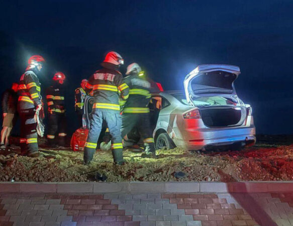 Giratoriul accidentelor: Un al accident pe DN7, două persoane au ajuns la spital 