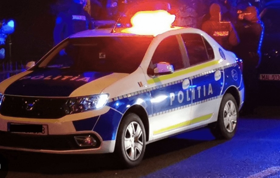 Accident grav la Răscăeți: Șofer fără permis, a fugit după producerea coliziunii 