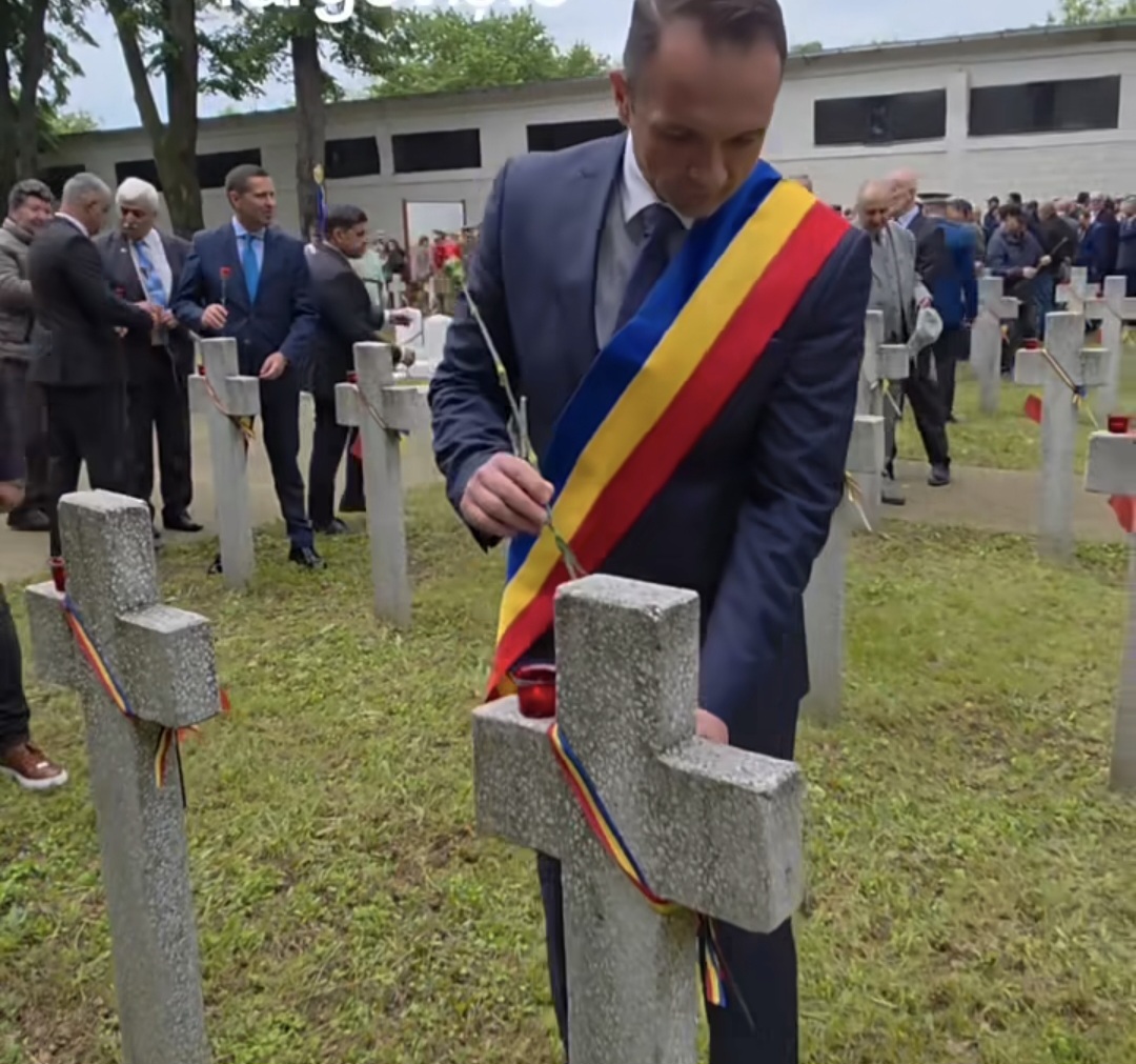Cimitirul de Onoare din Târgoviște, loc de reculegere și recunoștință de Ziua Eroilor