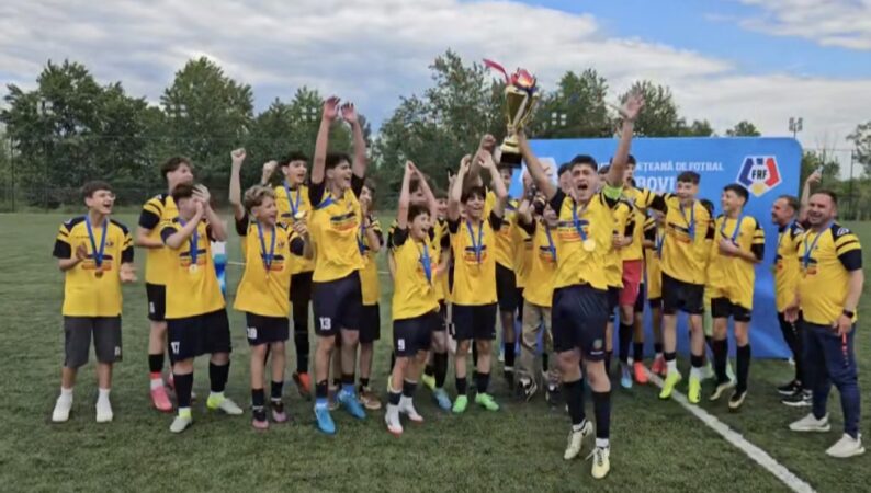 Kinder Târgoviște, campioana care a scris istorie la Juniori U15