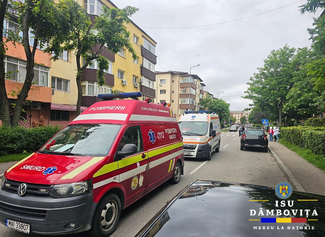 Panică într-un bloc din Târgoviște: Incendiu în plină dimineață, zeci de oameni evacuați