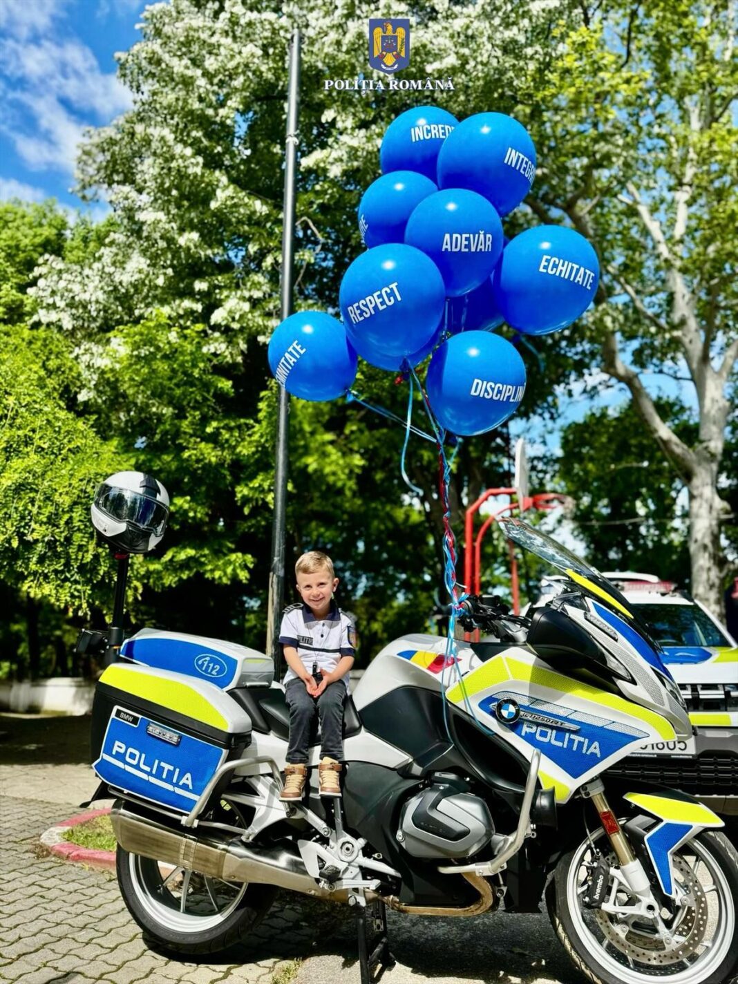 Polițiștii au sărbătorit Ziua Internațională a Copilului alături de cei mici, în Parcul Central din Găești