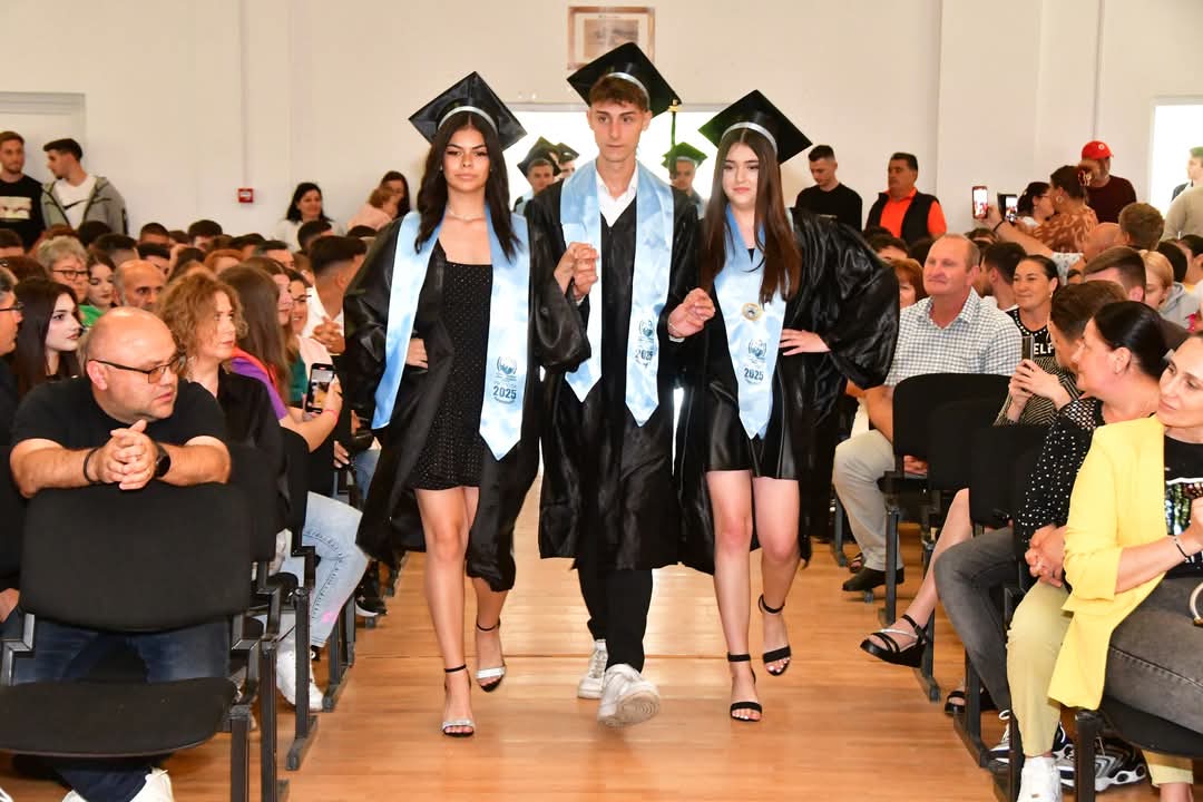 Emoții și bucurie la ultimul clopoțel de la Liceul Teoretic „Ion Ghica” din Răcari