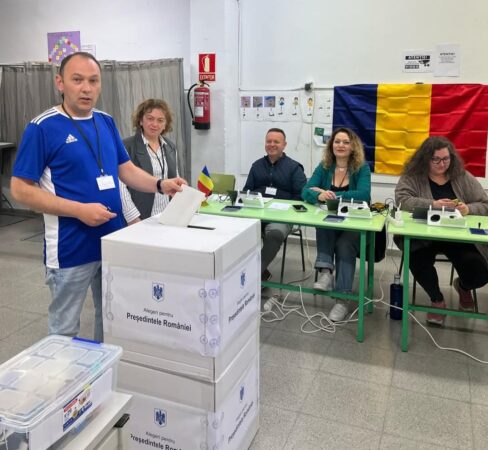 Românii din diaspora au început să voteze: Prima secție s-a deschis în Noua Zeelandă Românii din diaspora au început să voteze: Prima secție s-a deschis în Noua Zeelandă