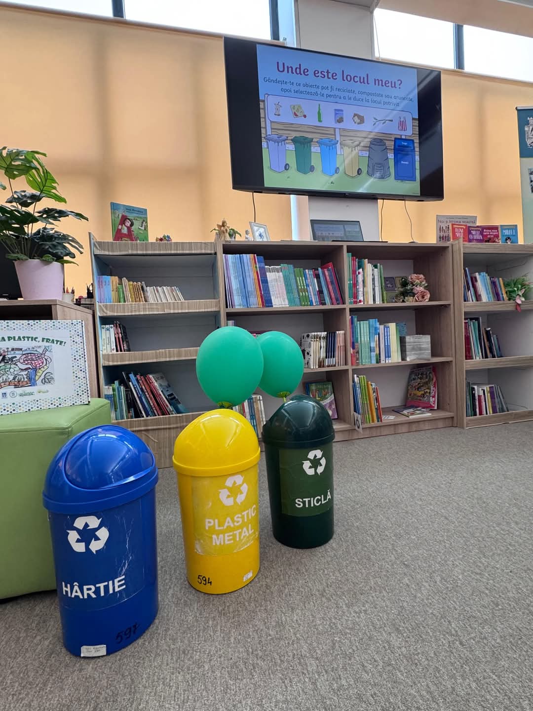 Săptămâna Verde la Biblioteca Județeană Dâmbovița - Filiala pentru Copii: „Totul despre reciclare”