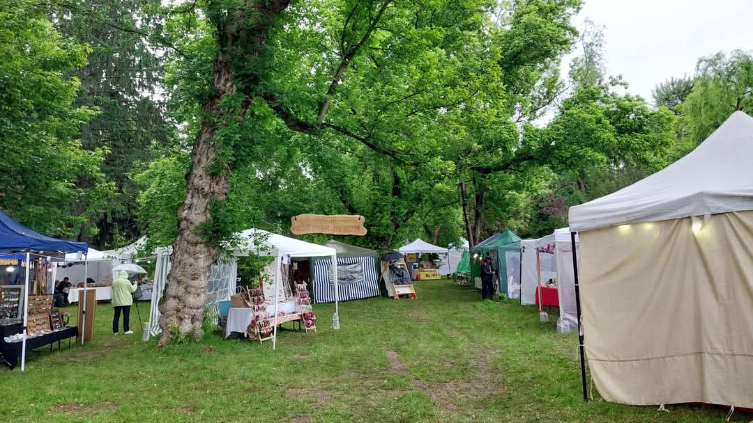 Târgul Meșterilor Populari a deschis oficial Zilele Județului Dâmbovița 