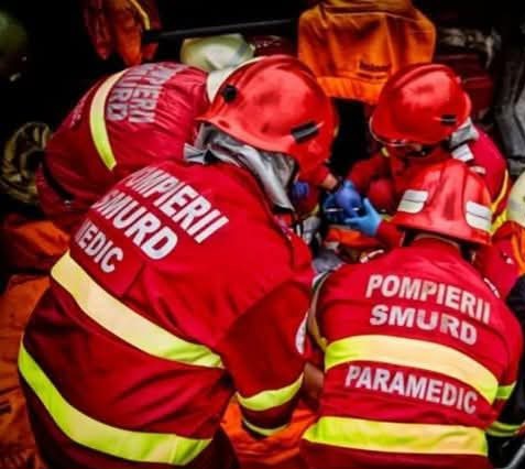 Tragedie la Lungulețu: Un bărbat a murit, iar alți doi au ajuns la spital după ce au fost găsiți inconștienți într-un bazin