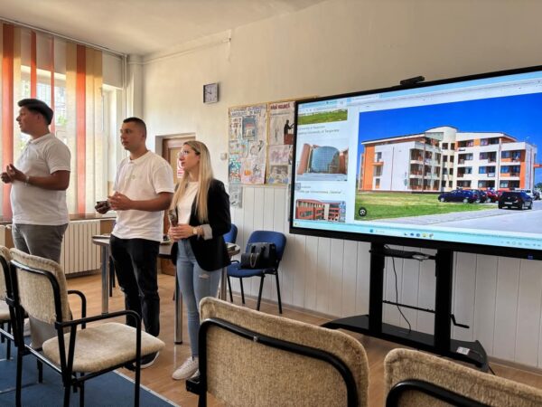 Universitatea „Valahia” din Târgoviște, în dialog direct cu liceenii din Buzău