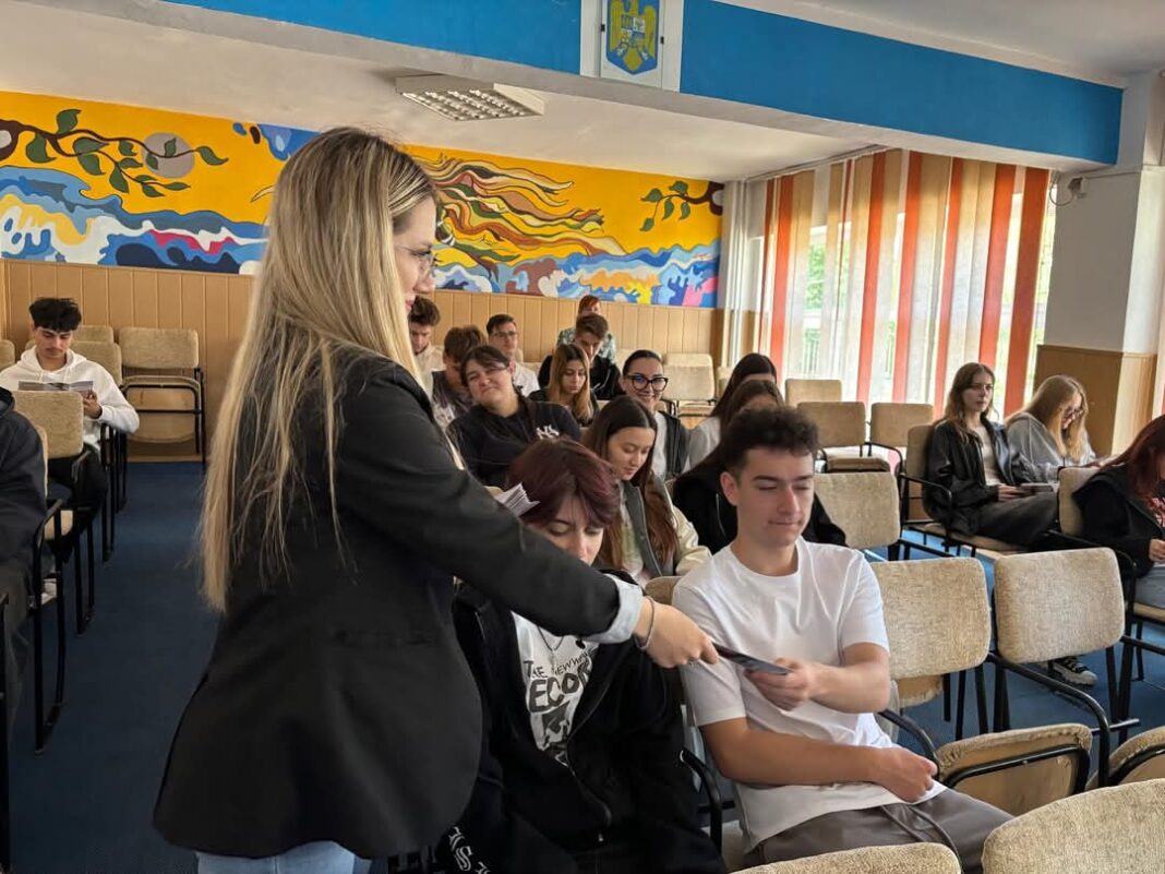 Universitatea „Valahia” din Târgoviște, în dialog direct cu liceenii din Buzău