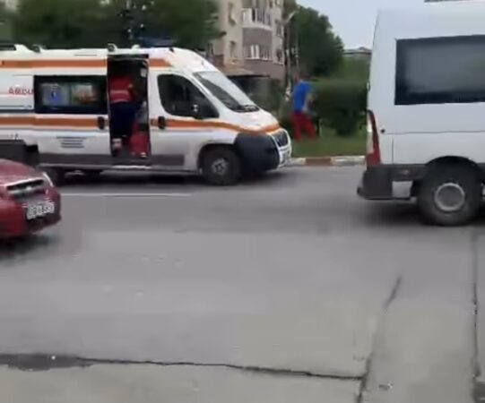 Zebra groazei: Accident rutier în Târgoviște, un minor de 12 ani a fost rănit pe o trecere de pietoni de pe Calea Domnească