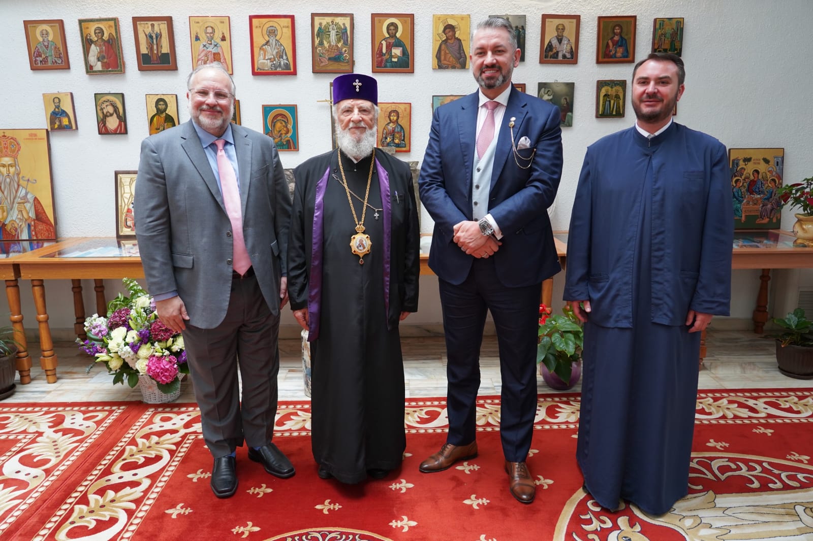 Înaltpreasfințitul Părinte Mitropolit Nifon a primit vizita delegației americane la Târgoviște
