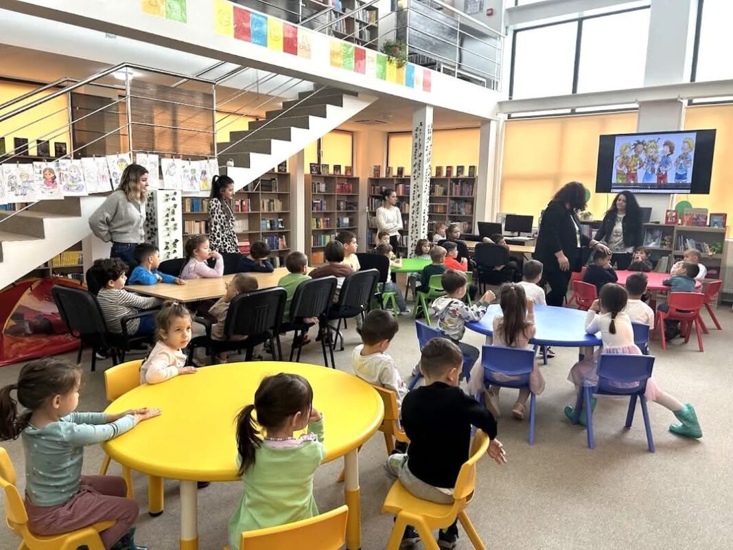 „Școala Altfel” la Biblioteca Județeană Dâmbovița: Lecții despre planetă, în Căsuța Poveștilor