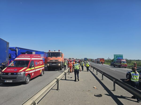 Accident grav pe A1, sensul spre Pitești: ISU DÂMBOVIȚA a activat Planul Roșu, un minor a decedat