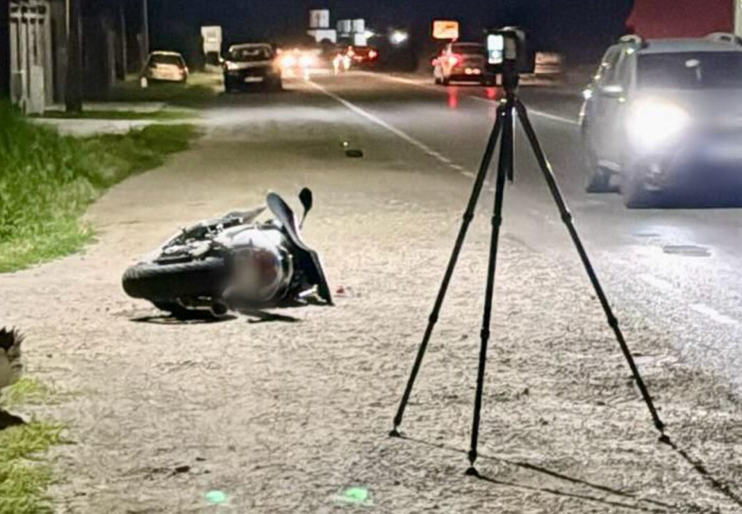 Accident pe DN72, în localitatea Dumbrava, un motociclist de 24 de ani a ajuns la spital