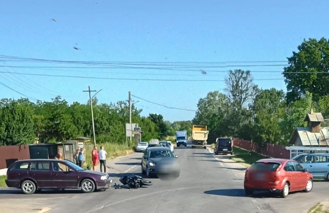 Accident rutier în Bujoreanca: Un  motociclist a ajuns la spital