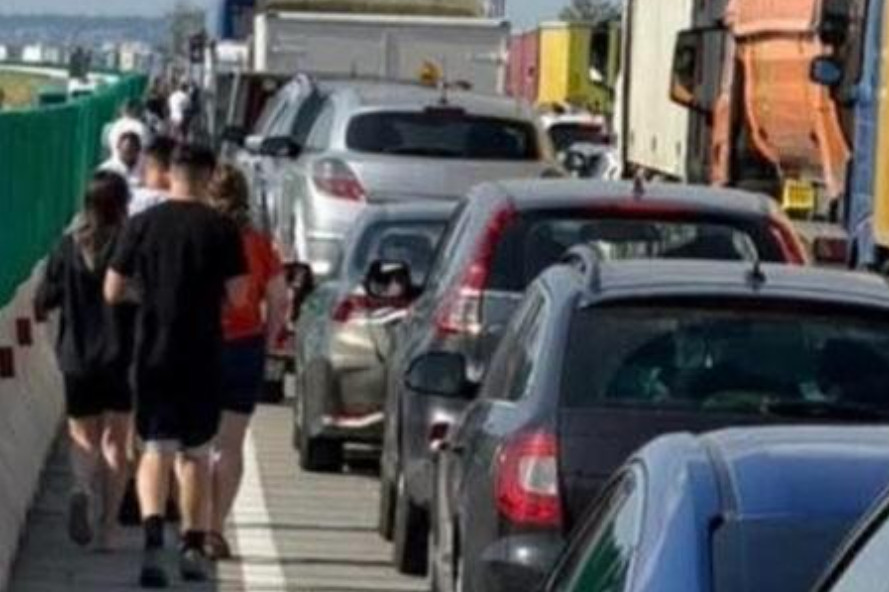 Atenție, șoferi! Trafic restricționat pe Podul Prieteniei Giurgiu–Ruse din cauza lucrărilor de reparații