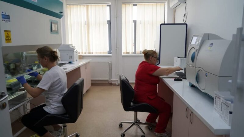CJ Dâmbovița: Laborator modern la Spitalul Județean de Urgență Târgoviște CJ Dâmbovița: Laborator modern la Spitalul Județean de Urgență Târgoviște
