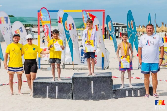 Performanțe remarcabile pentru Clubul Sportiv Școlar Târgoviște la Campionatul Național de Lupte pe Plajă U13