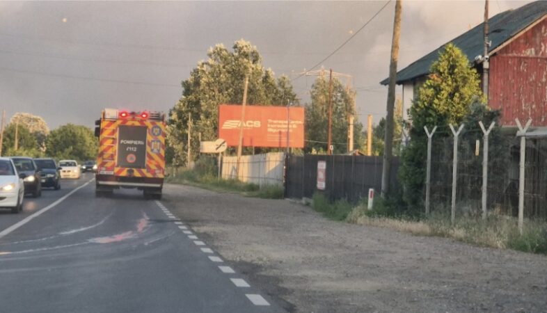 Incendiu la groapa de dunoi din Aninoasa: Județul Dâmbovița, sub stare de alertă timp de 30 de zile