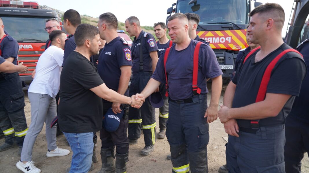 Incendiul de la groapa de gunoi din Aninoasa a fost stins după patru zile de luptă continuă