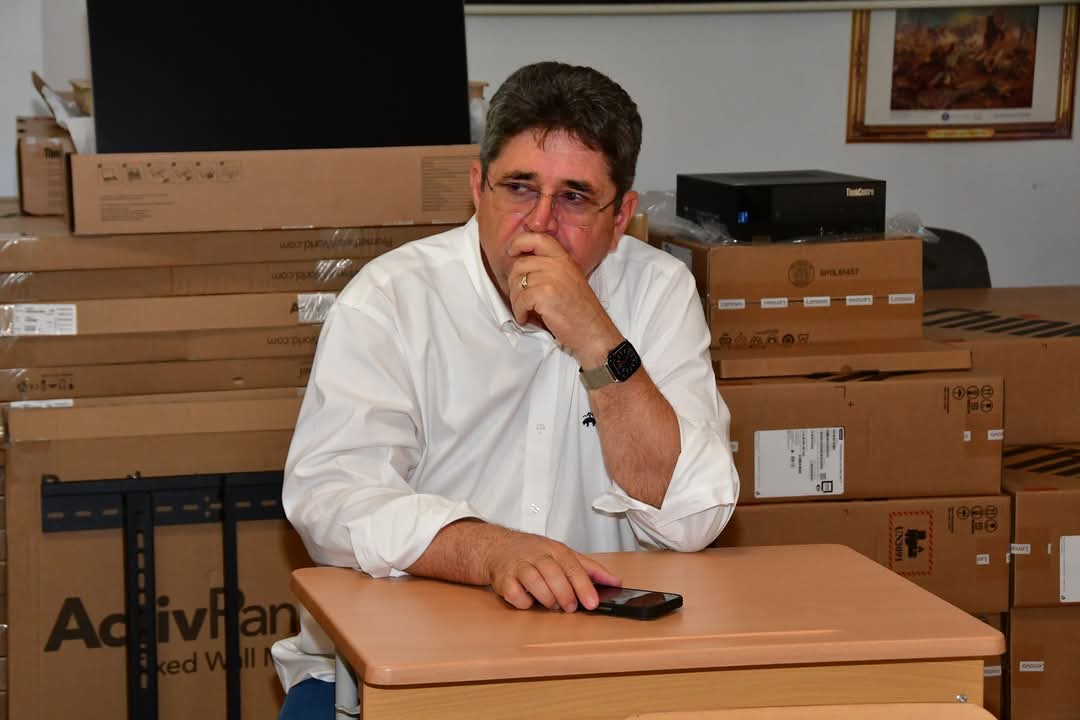 Investiție majoră în educație: Școlile din Răcari, complet dotate cu echipamente moderne și mobilier nou