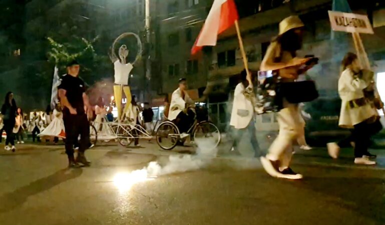 Jandarmii dâmbovițeni, prezenți pentru siguranța cetățenilor la Festivalul BABEL. Nu ratați în această seară, PARADA BABEL