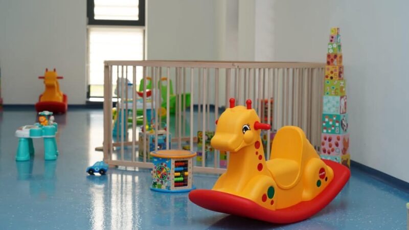 Noua creșă din Moreni, inaugurată de președintele CJ Dâmbovița și ministrul Dezvoltării