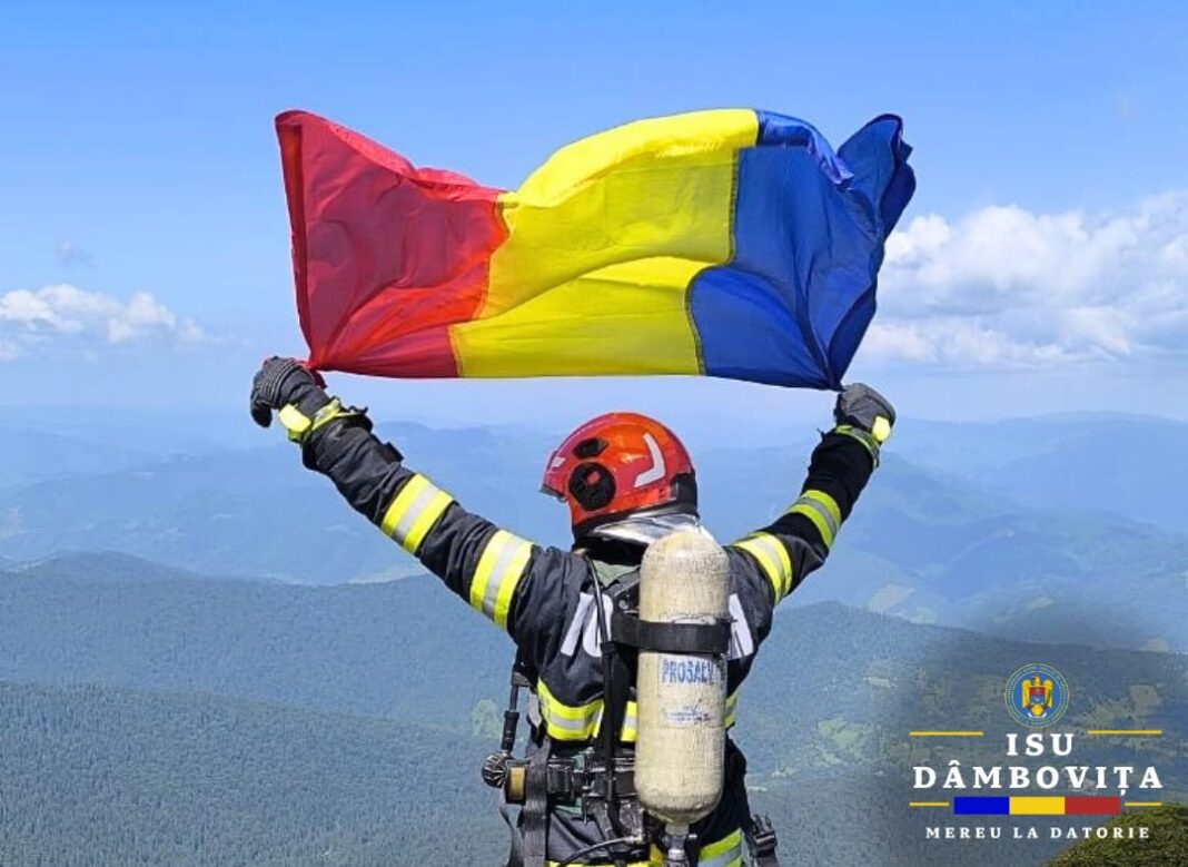 Concursul „Scări pe Toaca”, ediția a III-a 2025: Pompierii din Dâmbovița s-au remarcat prin curaj și anduranță