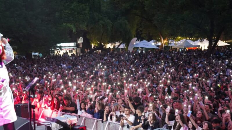  Seară memorabilă la Zilele Județului Dâmbovița: Damian Drăghici & Brothers, Rareș și The Urs au încins atmosfera în Parcul Chindia