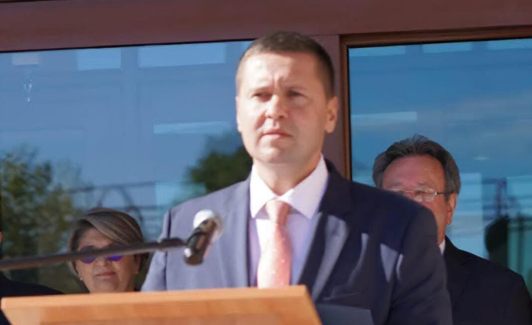  Universitatea Valahia din Târgoviște sărbătorește 33 de ani de excelență în educație și cercetare!