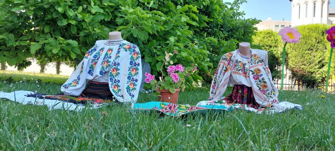 Ziua Universală a Iei, sărbătorită la Centrul Județean de Cultură Dâmbovița