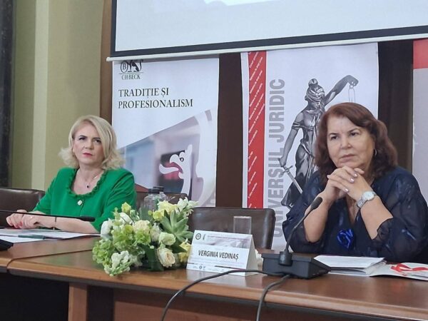 Conf. univ. dr. Claudia Gilia, președintele Senatului Universității Valahia din Târgoviște, prezentă la Conferința Națională de Drept Administrativ și Administrație Publică