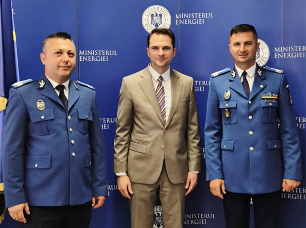 Inspectoratul de Jandarmi Dâmbovița investește în energie verde, demarează proiectul pentru un parc fotovoltaic de 155 kW Inspectoratul de Jandarmi Dâmbovița investește în energie verde, demarează proiectul pentru un parc fotovoltaic de 155 kW