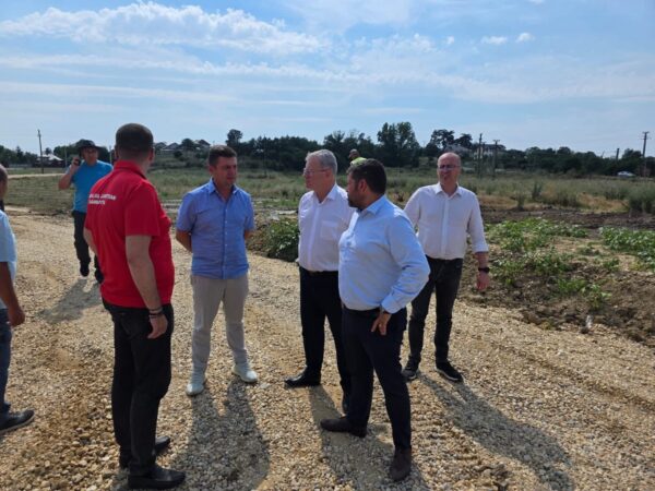 Investiții verificate la pas: Președintele CJ Dâmbovița, Corneliu Ștefan și prefectul Marian Tănase, în vizită pe șantierele din județ