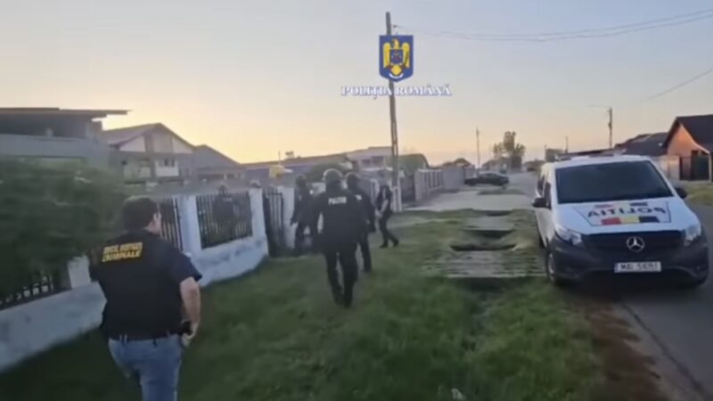 Percheziții în Dâmbovița, Bihor și Argeș: Peste 1.200 de televizoare confiscate într-un dosar de înșelăciune