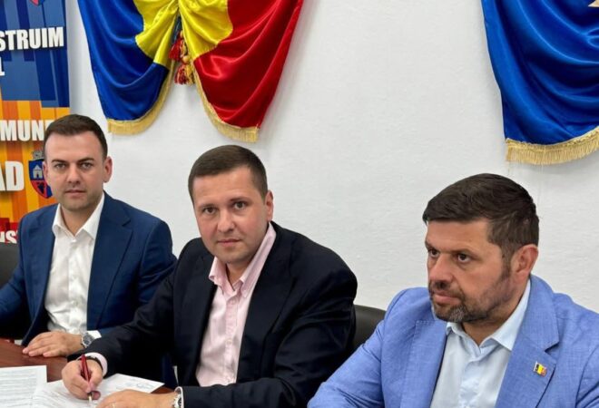 Primarul din Răzvad, Emanuel Spătaru, reacție dură: Guvernul își bate joc de comunități, opriți distrugerea dezvoltării locale! Primarul din Răzvad, Emanuel Spătaru, reacție dură: Guvernul își bate joc de comunități, opriți distrugerea dezvoltării locale!