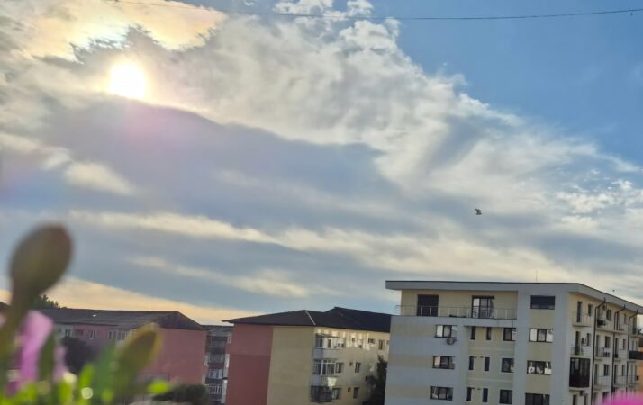 După câteva zile de căldură sufocantă, meteorologii anunță schimbări radicale de vreme în a doua parte a săptămânii După câteva zile de căldură sufocantă, meteorologii anunță schimbări radicale de vreme în a doua parte a săptămânii